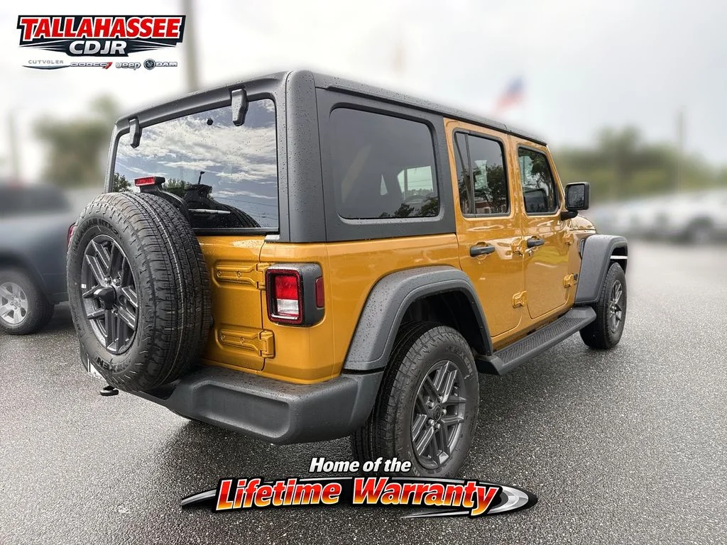 New 2026 Goldilocks Exterior Paint Jeep Sport S image 3