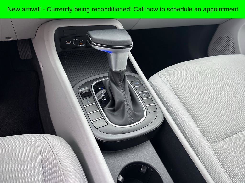 Used 2025 Denim Blue Hyundai SEL image 17