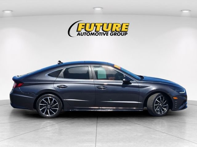 Used 2021 Gray Hyundai Limited image 3
