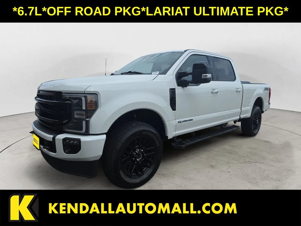 Used 2022 White Ford Lariat image 1