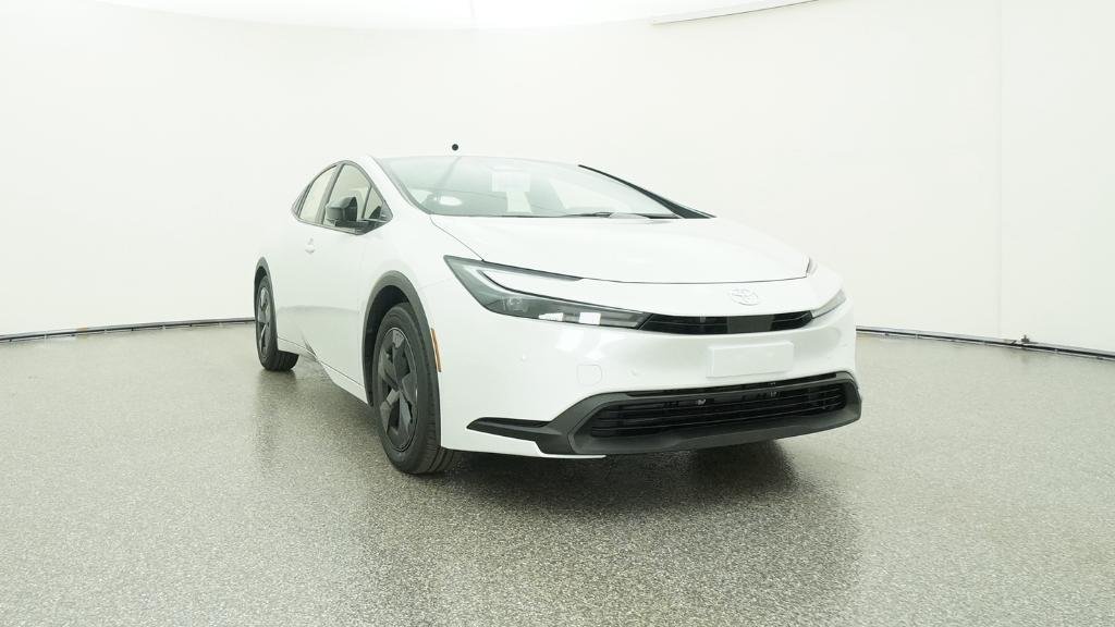 New 2026 Wind Chill Pearl Toyota LE image 12