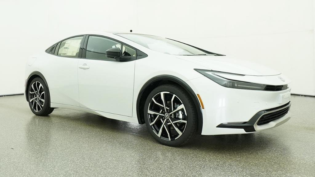 New 2026 Wind Chill Pearl Toyota XSE Premium image 37