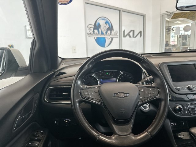 Used 2022 White Chevrolet RS image 20