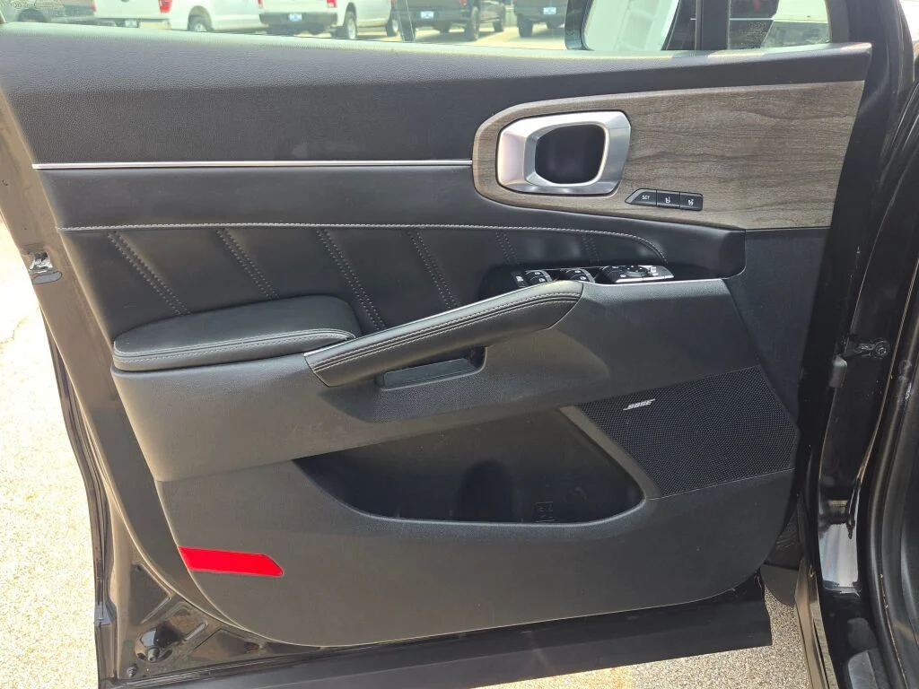 Used 2022 Ebony Black Kia X-Line SX Prestige image 22