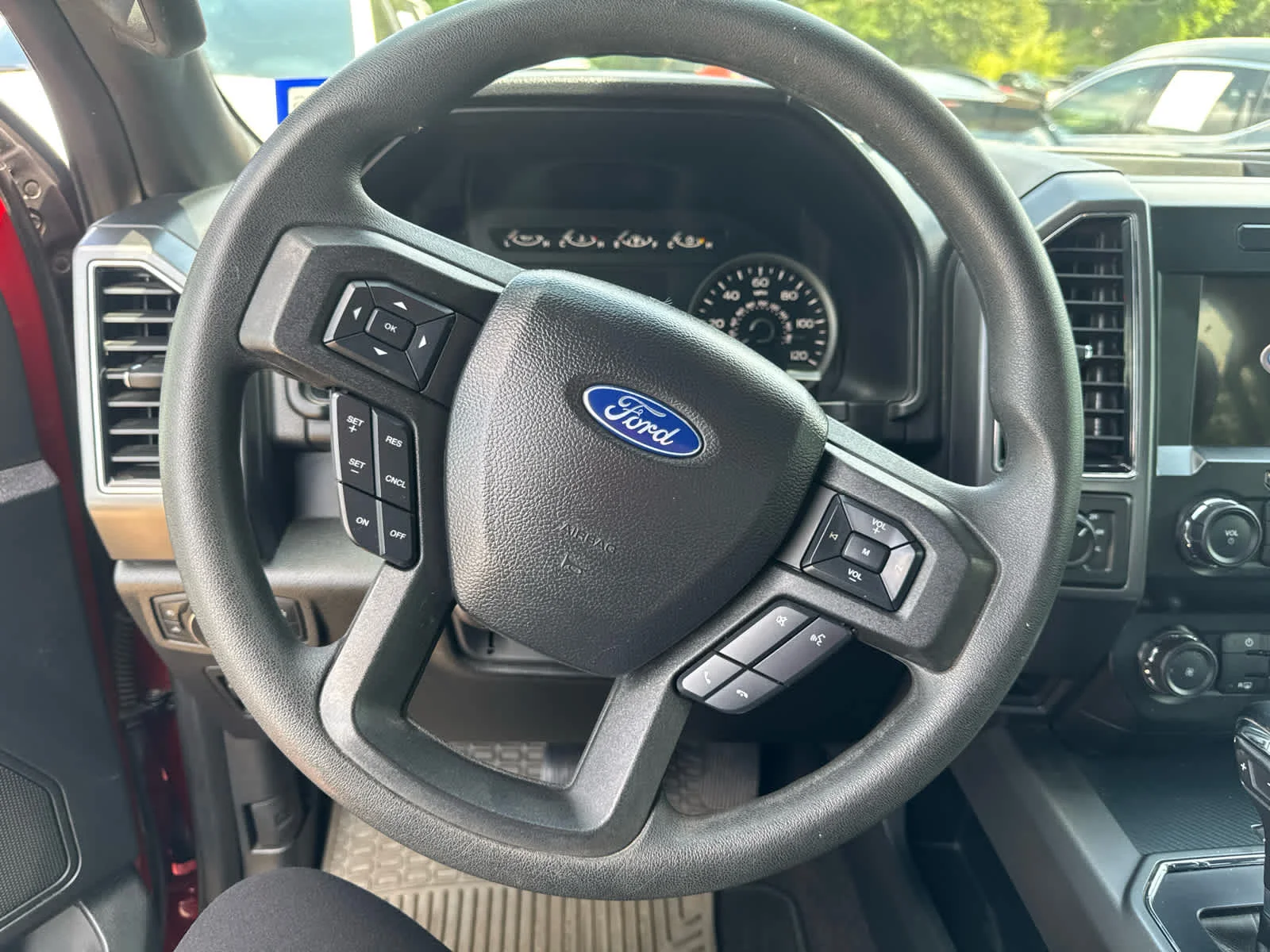 Used 2020 Rapid Red Metallic Tinted Clearcoat Ford XLT image 10
