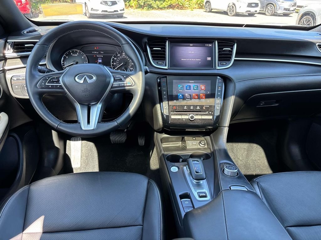 Certified Used 2025 Gray INFINITI LUXE image 12