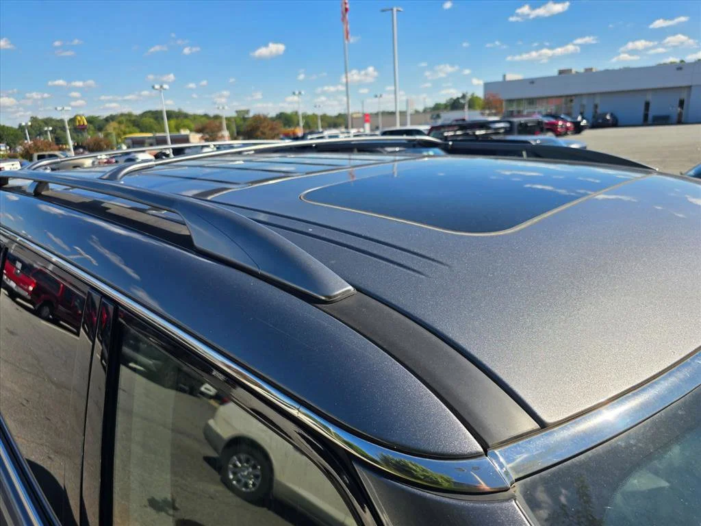Used 2023 Gray Nissan SL image 16