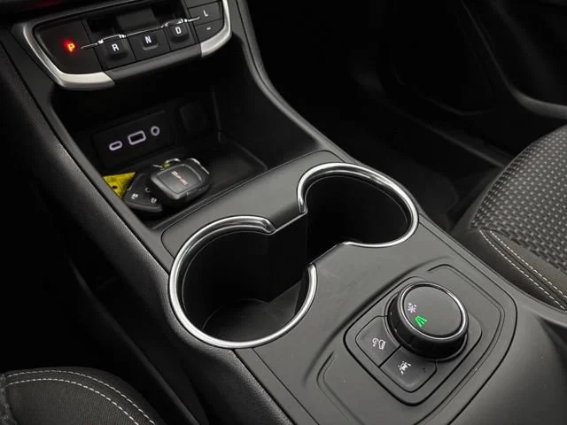 Used 2024 Downpour Metallic GMC SLE image 24