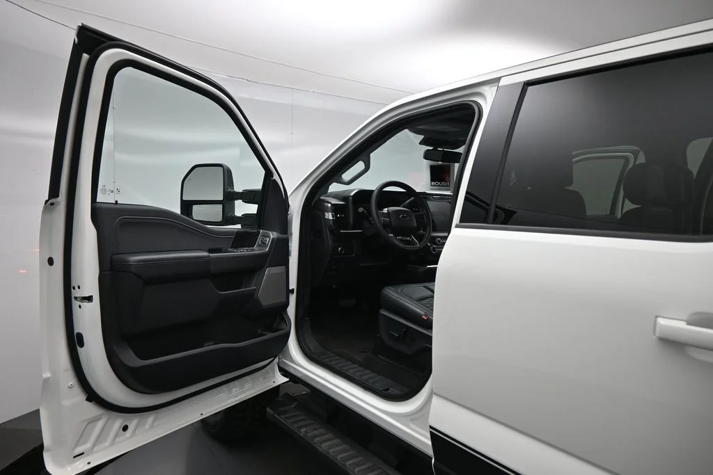 New 2026 Star White Metallic Tri-Coat Ford Lariat image 8
