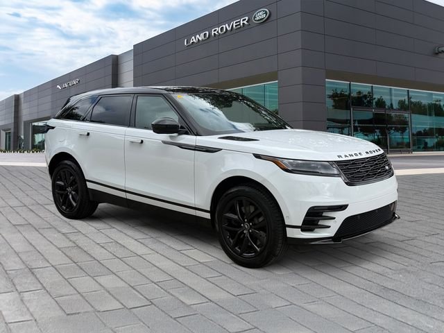 Certified Used 2026 White Land Rover Dynamic SE image 7