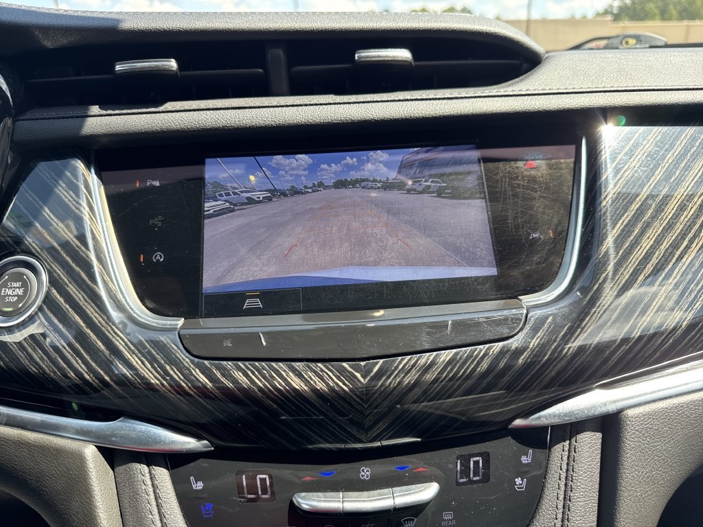 Used 2025 White Cadillac Premium Luxury image 30