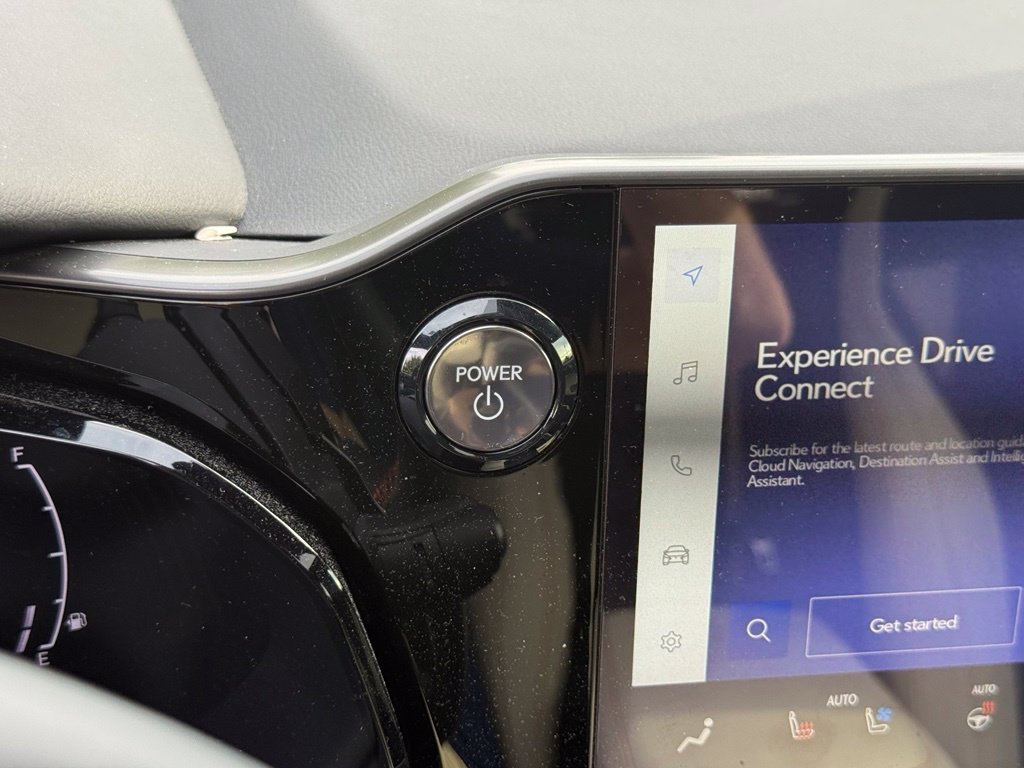 Certified Used 2024 EMINENT WHITE PEARL Lexus 350h Luxury image 34