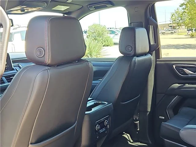 Used 2024 Gray Chevrolet RST 4x4 image 10
