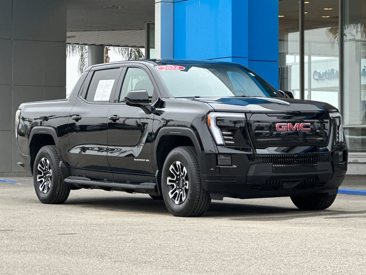 Used 2026 Onyx Black GMC Elevation Extended Range image 43