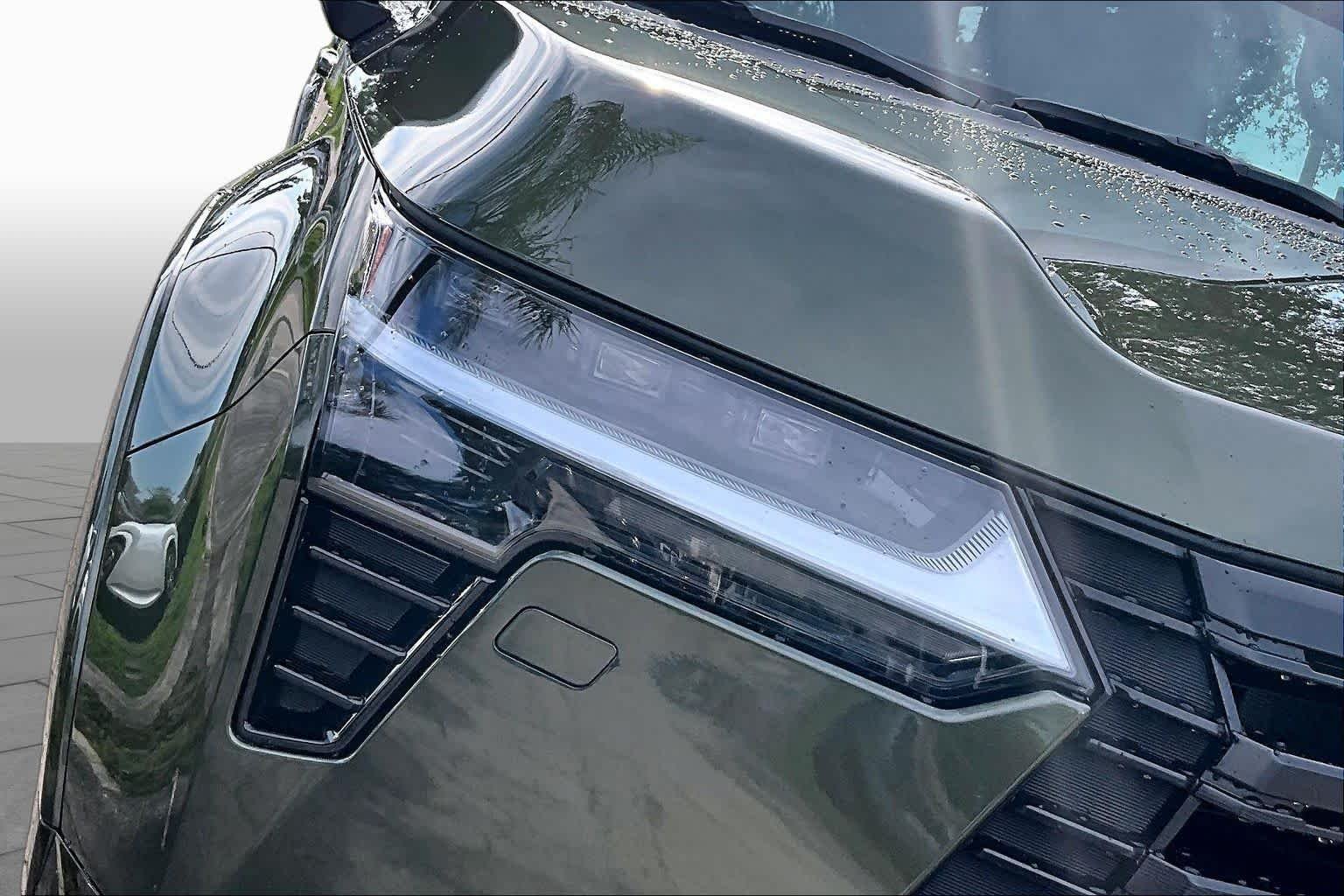 Used 2026 Nori Green Pearl Lexus Luxury image 29