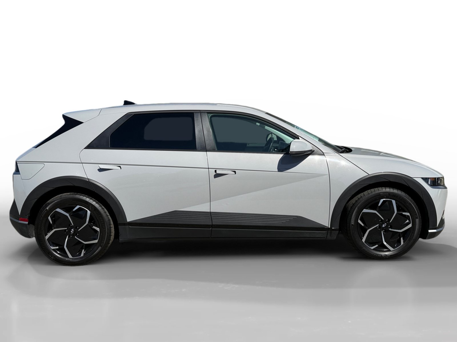 Certified Used 2024 Cyber Gray Hyundai SEL image 6