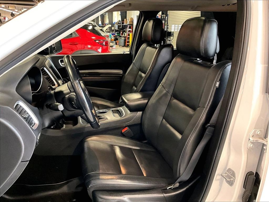 Used 2020 White Dodge SXT Plus image 10