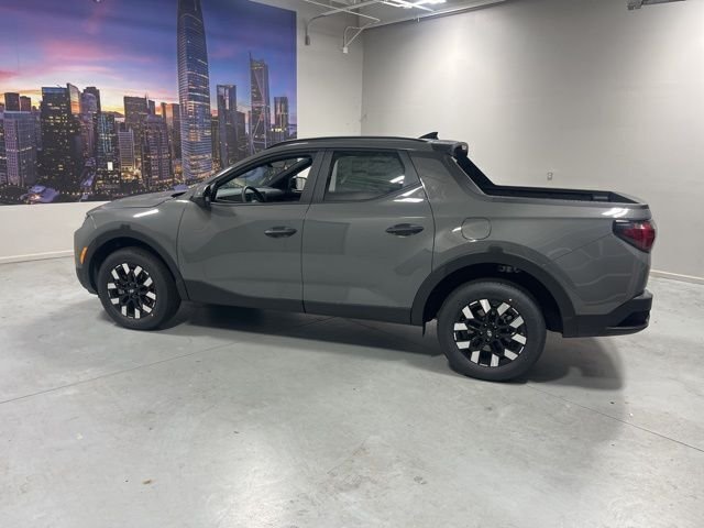 Used 2025 Gray Hyundai SEL image 4