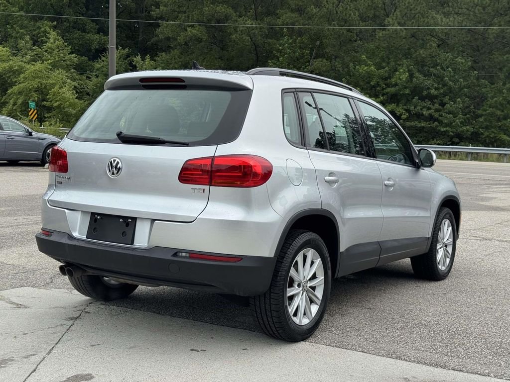 Used 2018 Silver Volkswagen 2.0T image 21