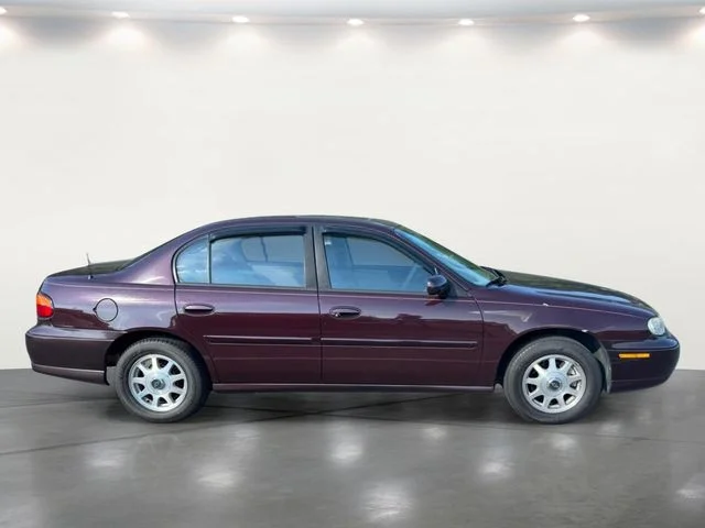 Used 1999 Red Chevrolet LS image 12