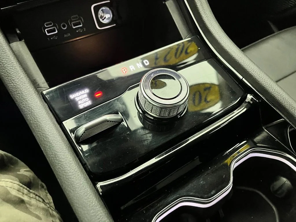 Used 2023 Black Jeep Limited image 28