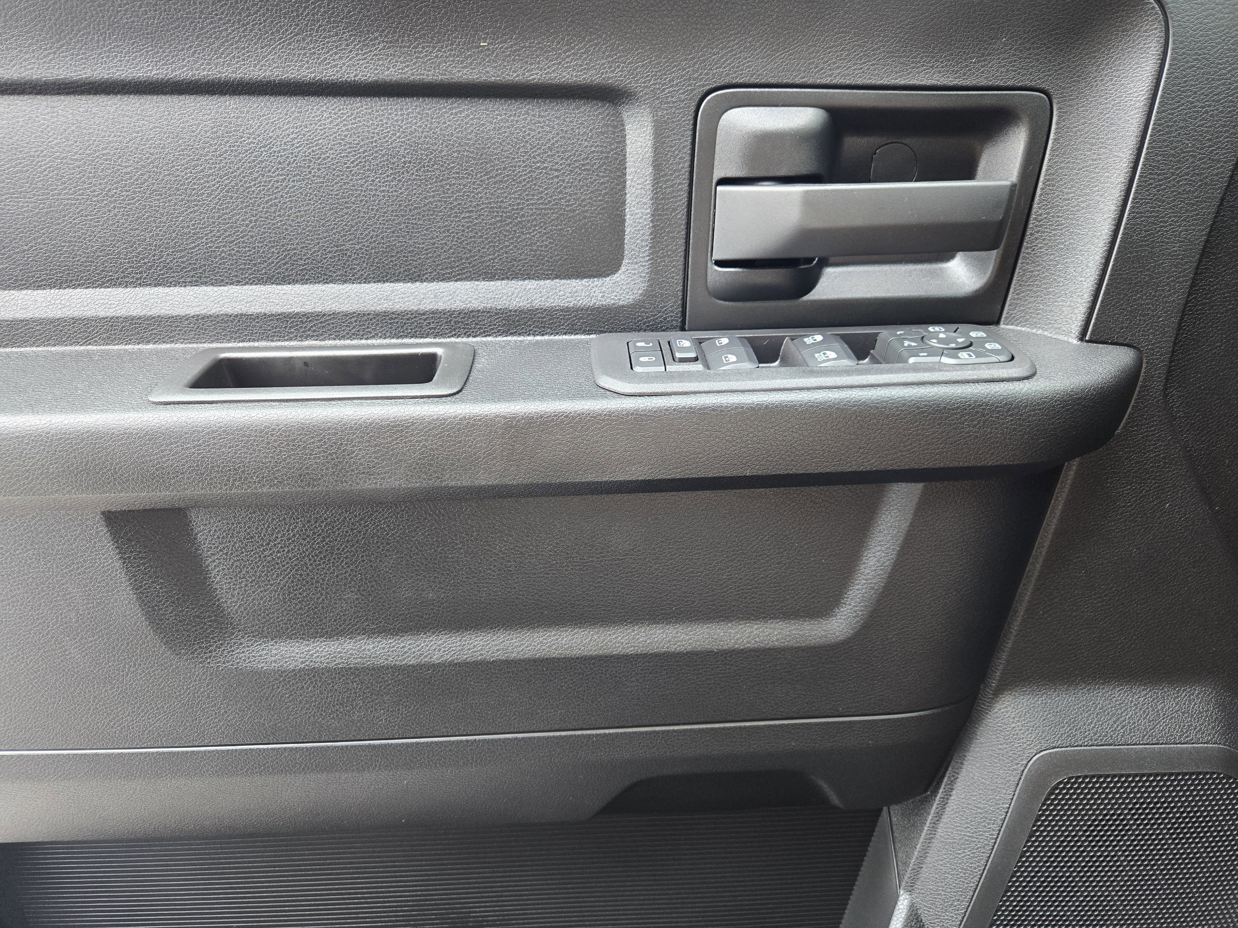 2026 RAM 2500 Tradesman - Photo 18
