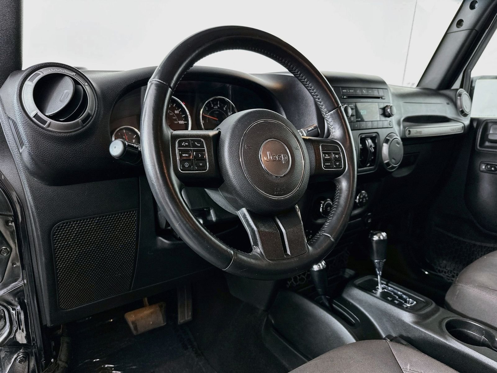 Used 2017 Black Clearcoat Jeep Unlimited Sport image 9