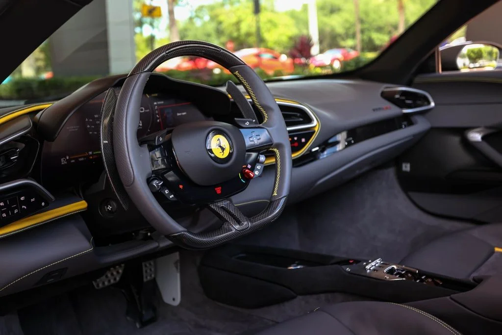 Certified Used 2025 Grigio Scuro Ferrari  image 28