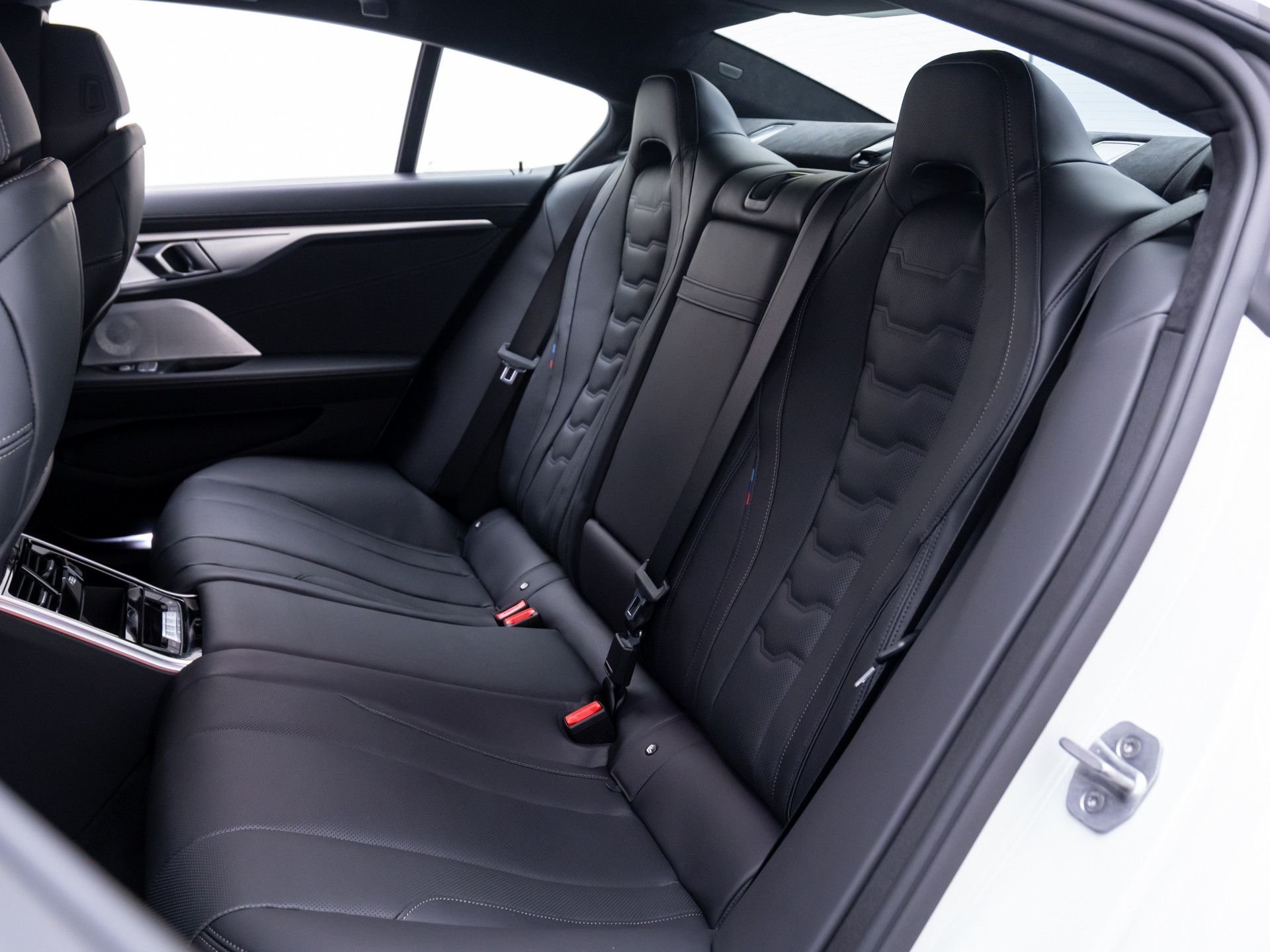New 2026 Mineral White Metallic BMW M850i xDrive Gran Coupe image 19