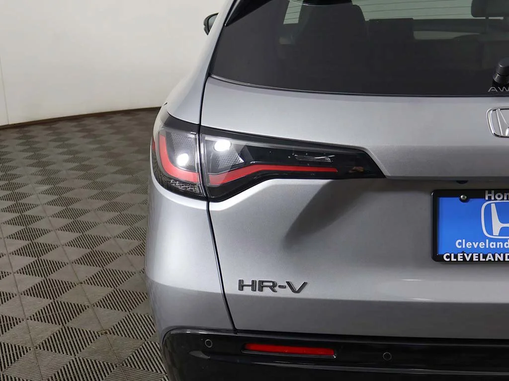 2025 Honda HR-V EX-L - Photo 15