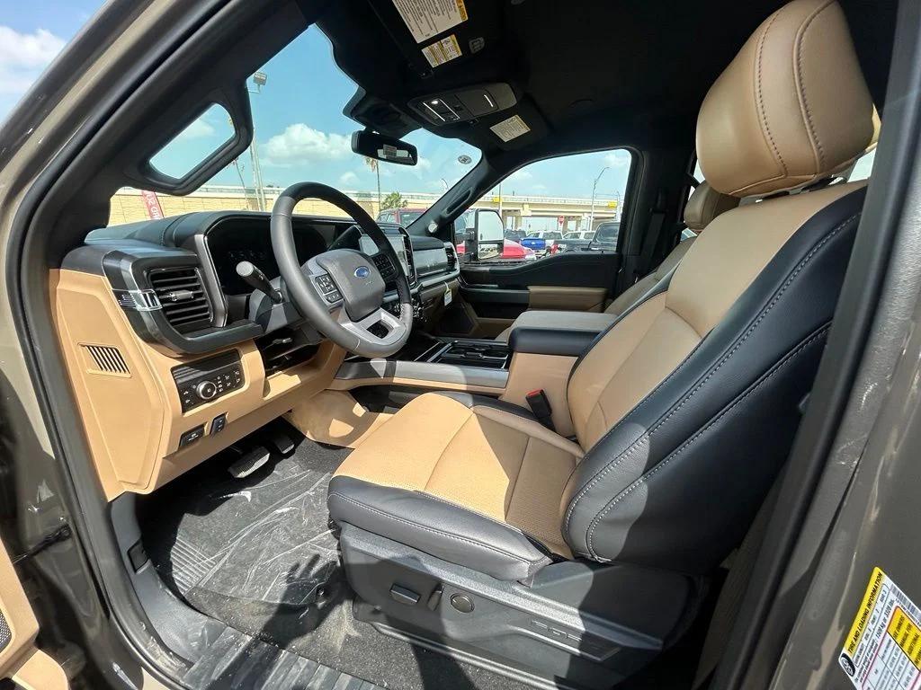 New 2026 Marsh Gray Ford F-250® Lariat® image 19