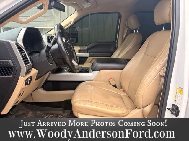 Used 2018 Oxford White Ford Lariat image 9