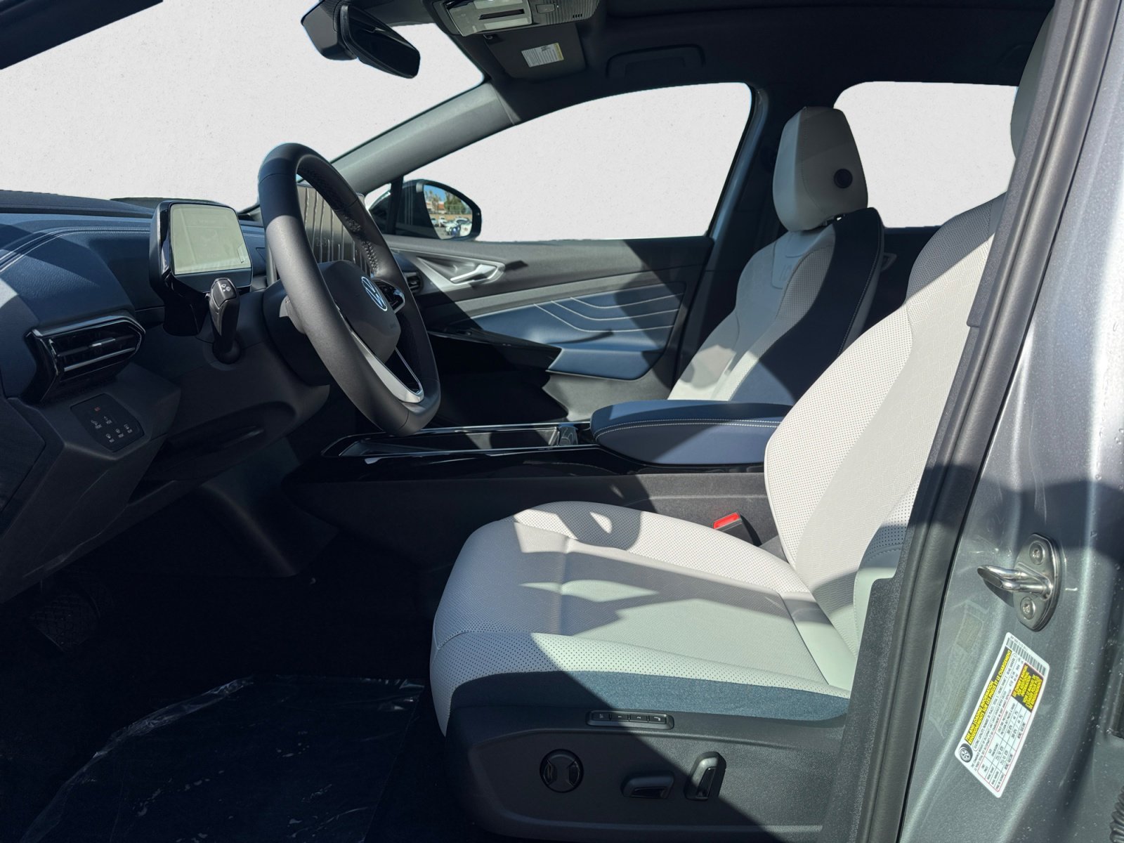 New 2025 Silver Volkswagen Pro S image 9