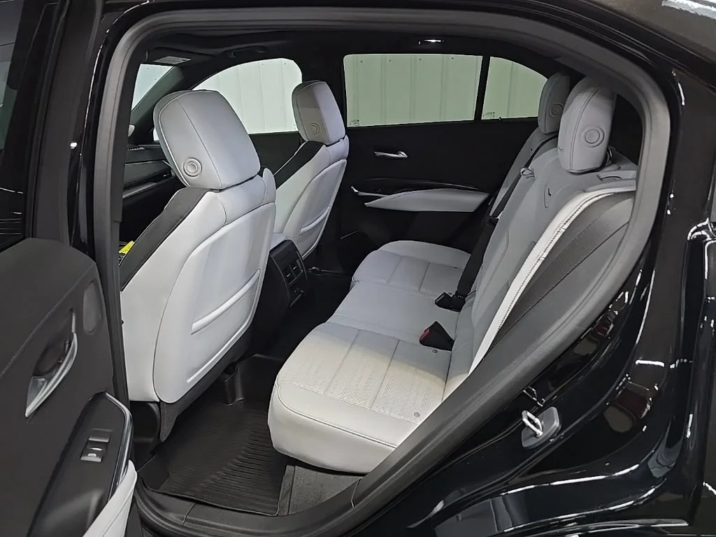 2024 Cadillac XT4 Sport - Photo 31
