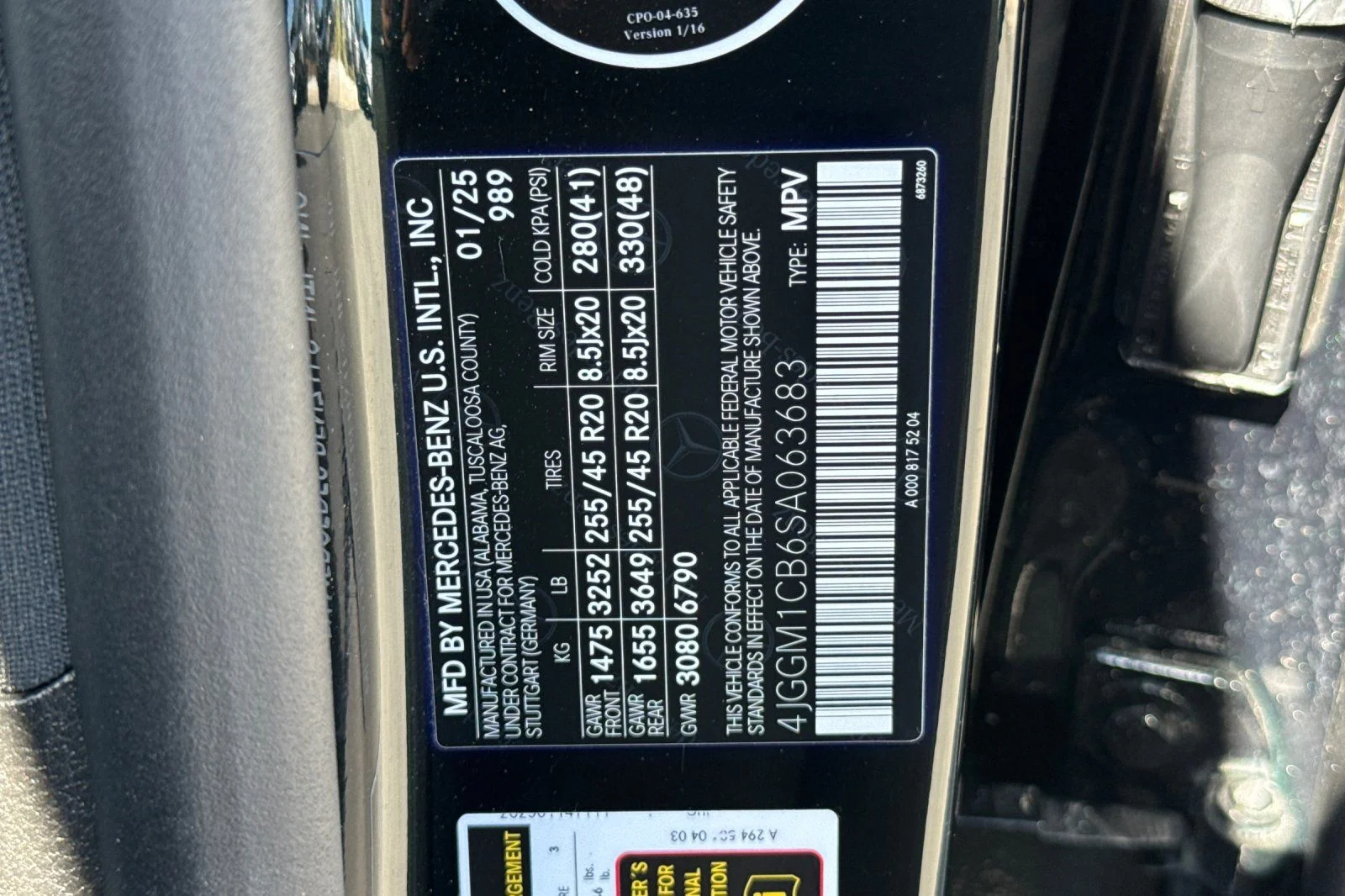 Certified Used 2025 Green Mercedes-Benz 350 SUV image 37