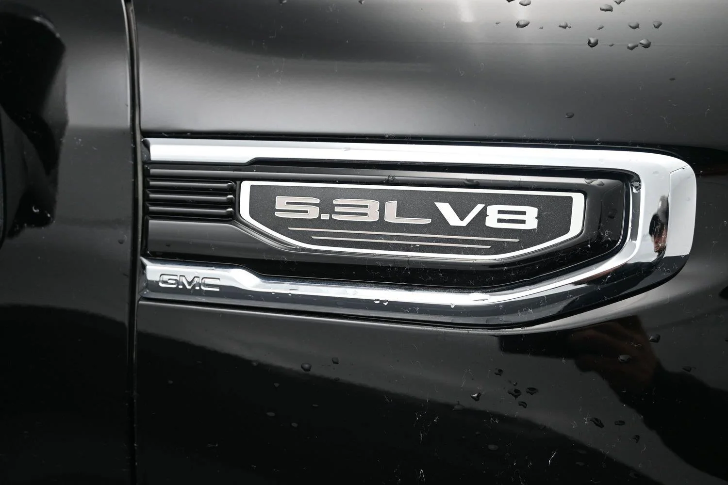 Used 2023 Onyx Black GMC Denali image 6
