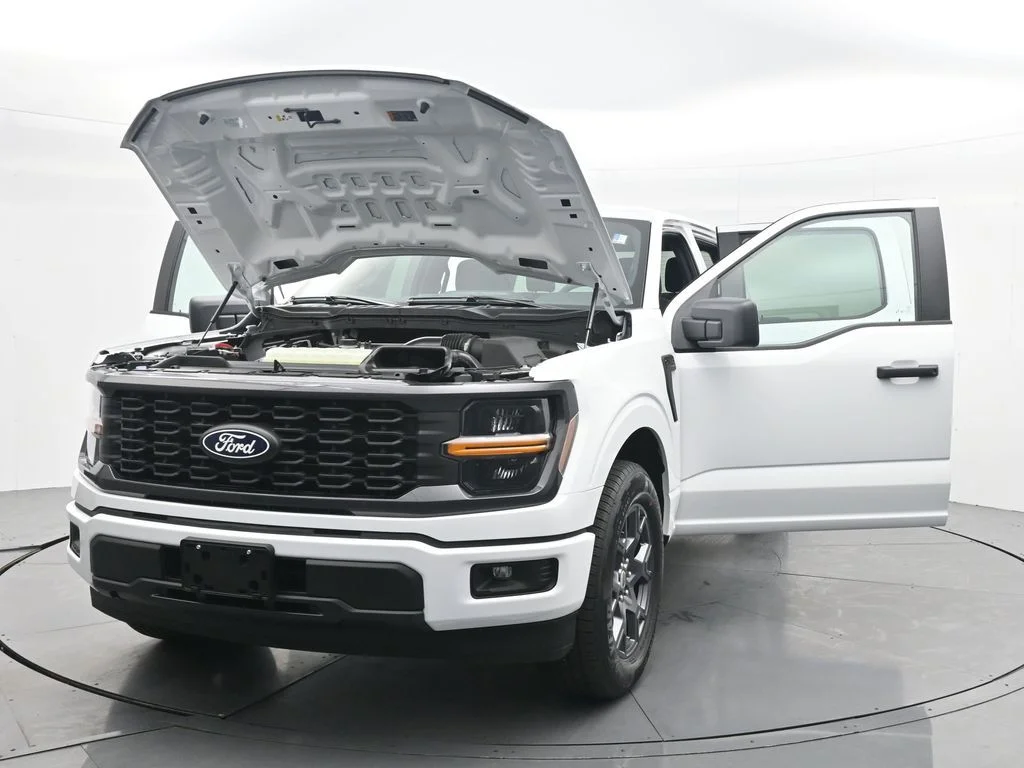 New 2026 Oxford White Ford STX® image 45