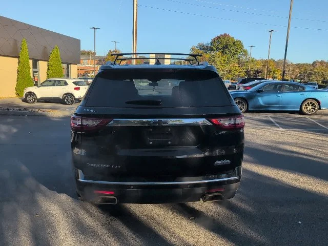 Used 2019 Black Chevrolet High Country image 7