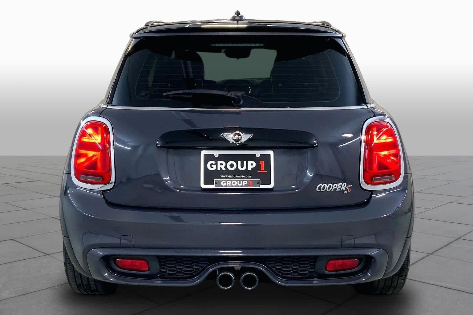 Used 2016 Thunder Grey Metallic MINI S image 4