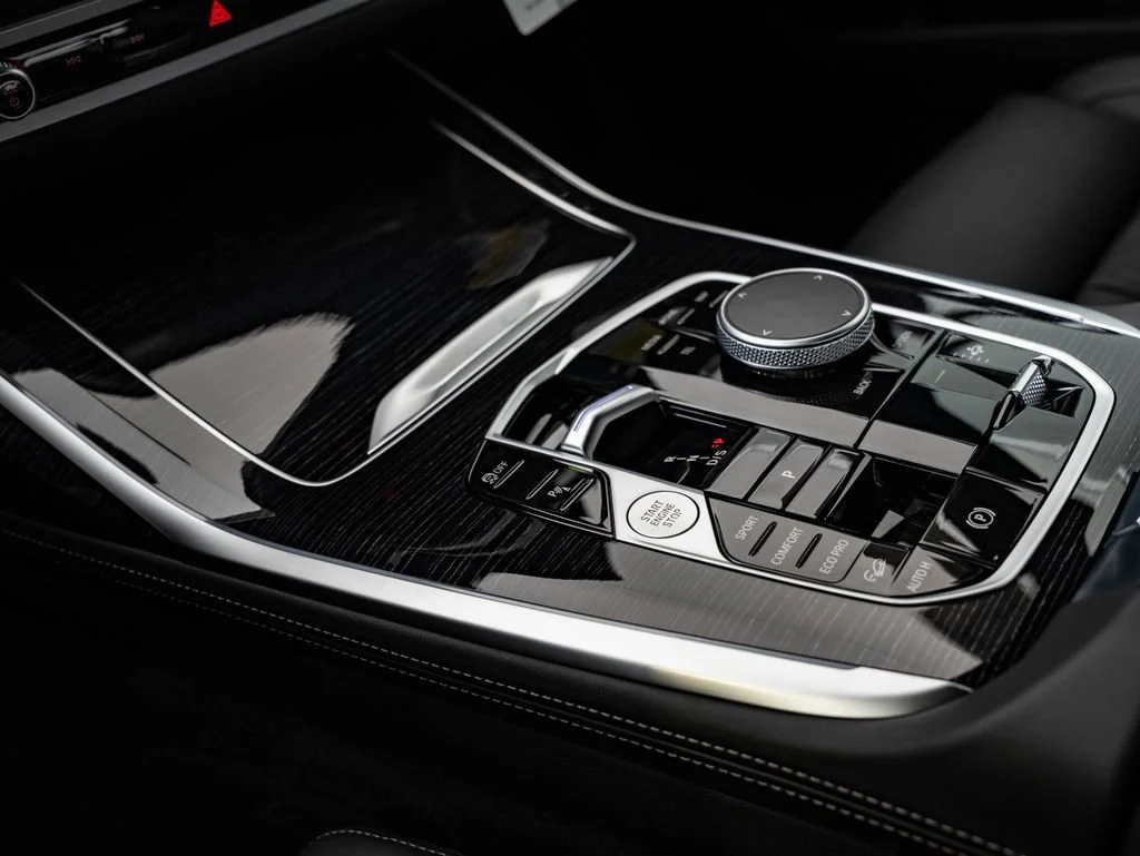 New 2027 Dravit Grey Metallic BMW xDrive40i image 40