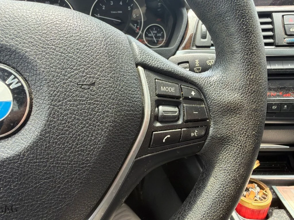 Used 2014 White BMW 328i image 16