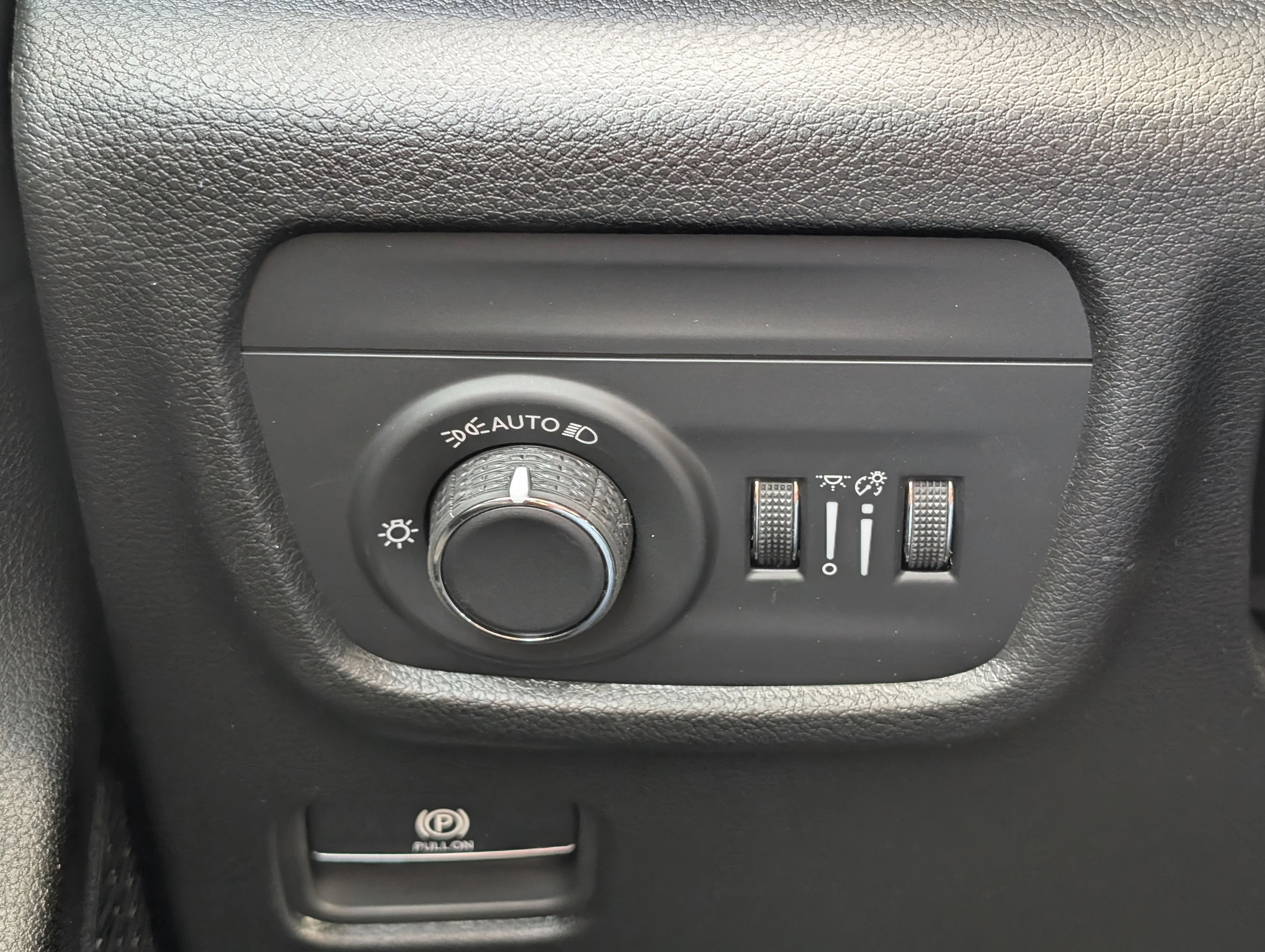 New 2025 Bright White Jeep Altitude image 28