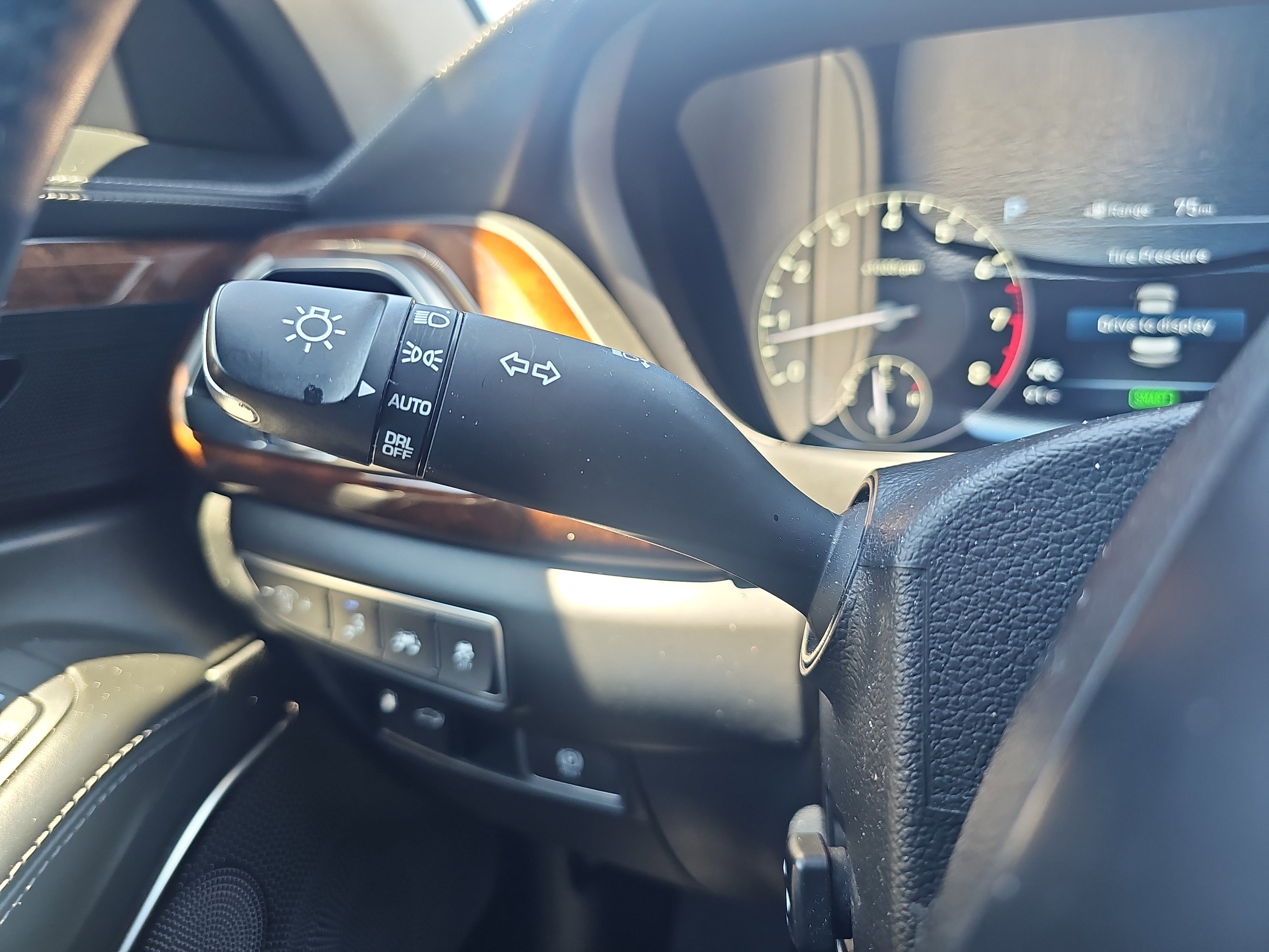 Used 2018 Gray Genesis 5.0L Ultimate image 20