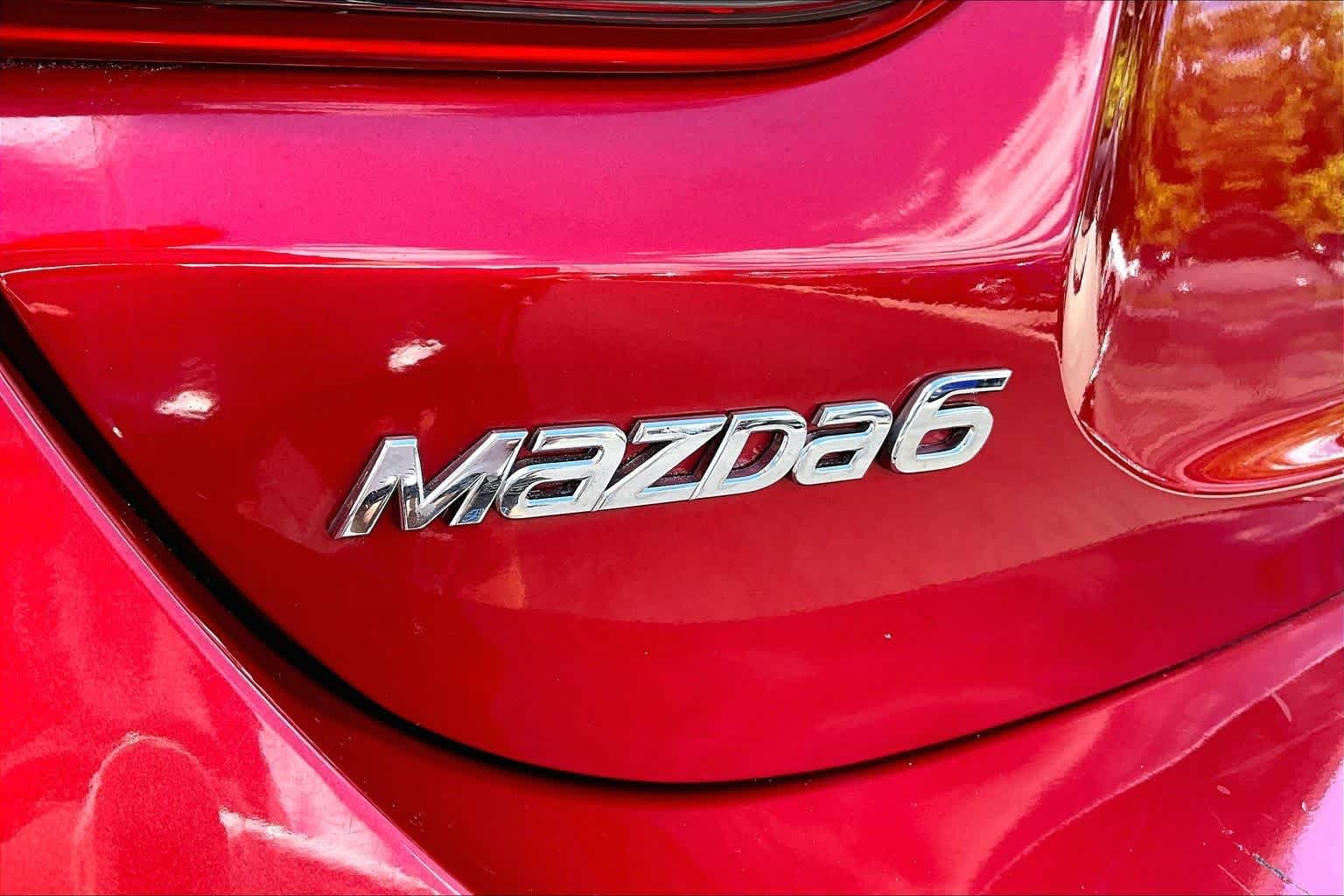 Used 2015 Soul Red Metallic Mazda i Grand Touring image 9