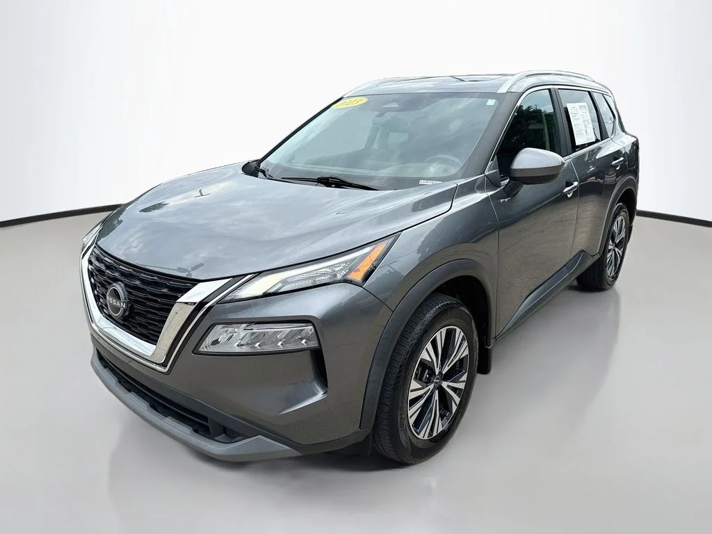 Used 2023 Gun Metallic Nissan SV image 3