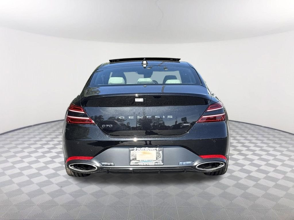 New 2026 Black Genesis 3.3T Sport Prestige image 6