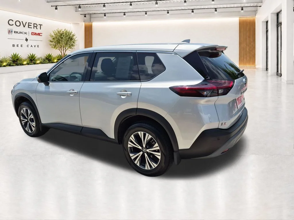 Used 2021 Silver Nissan SV image 8