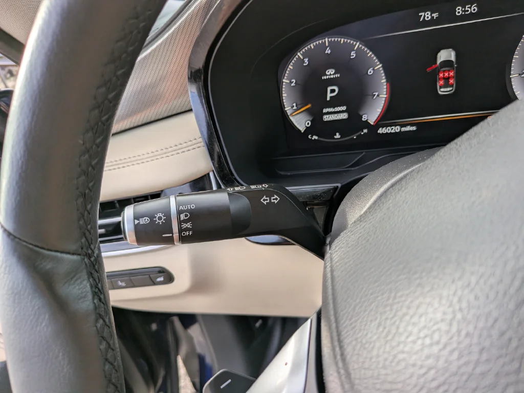 Used 2023 Blue INFINITI LUXE image 32