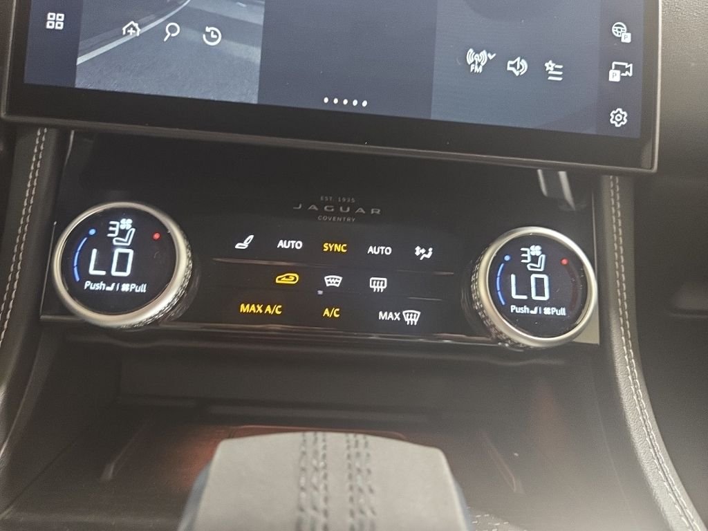 2026 Jaguar F-Pace R-Dynamic S - Photo 17