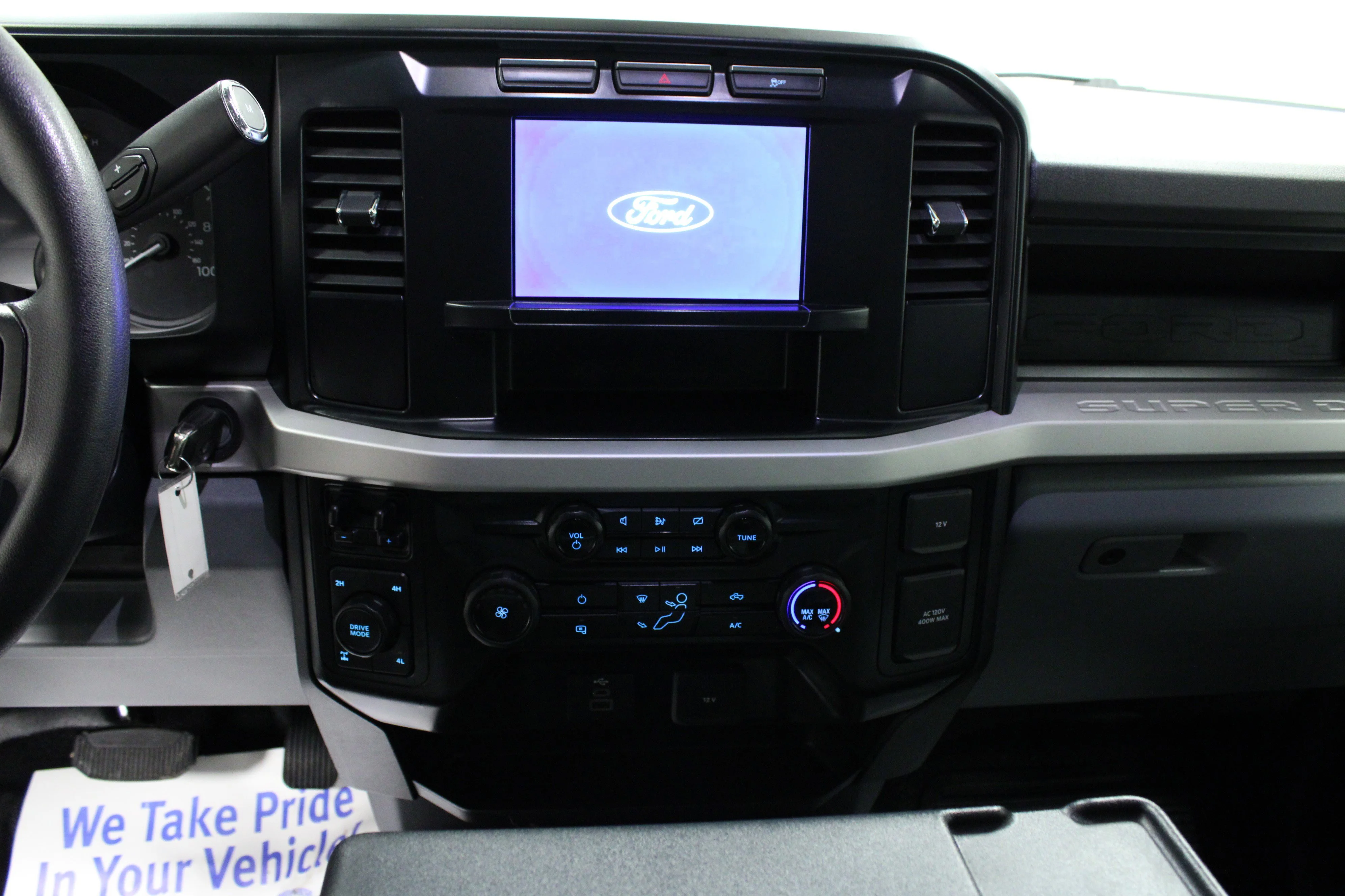 Used 2024 Oxford White Ford XL image 18